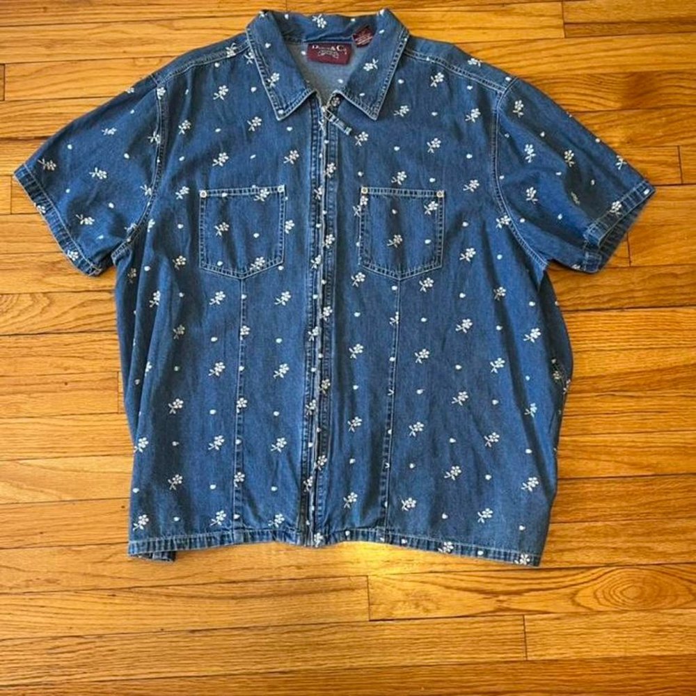Light Denim Zip-Up Tee with Floral Design